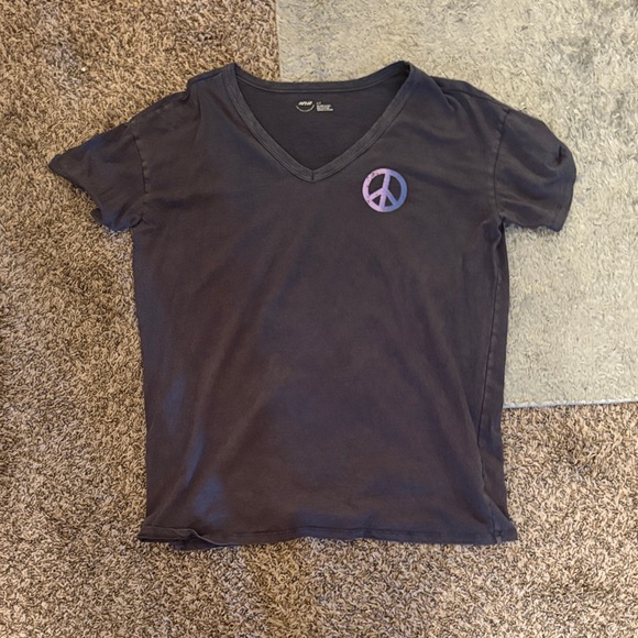 aerie Tops - Aerie Charcoal V-neck Tee with Lavender Peace Sign